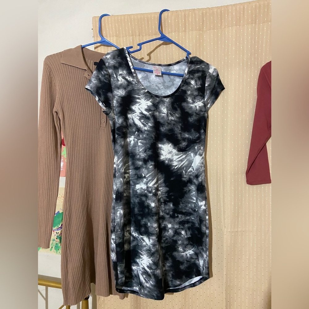 No Boundaries Monochrome Tie-Dye Top